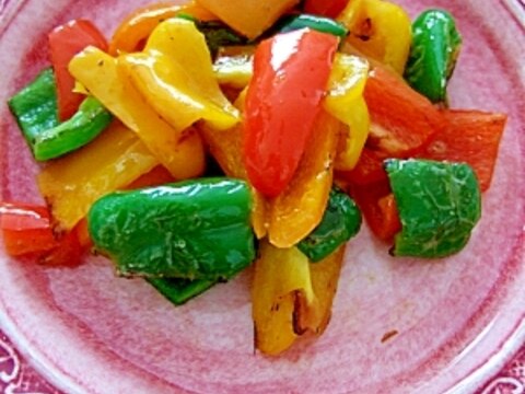 彩り野菜でお弁当にアクセントを　カラーピーマン炒め